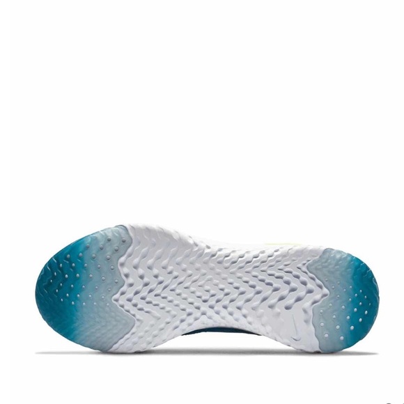 Men’s Nike Epic React running shoes - Picture 6 of 7